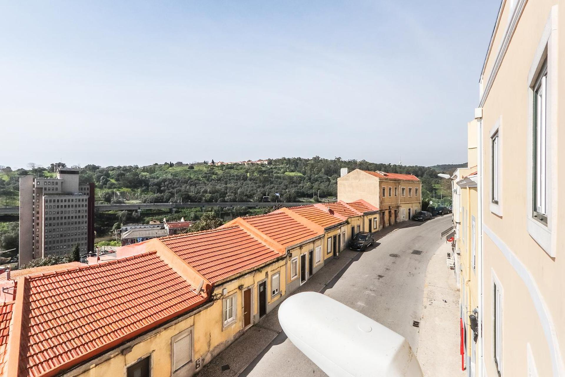 Vita Portucale ! Mp88 Building Lisbon Bagian luar foto