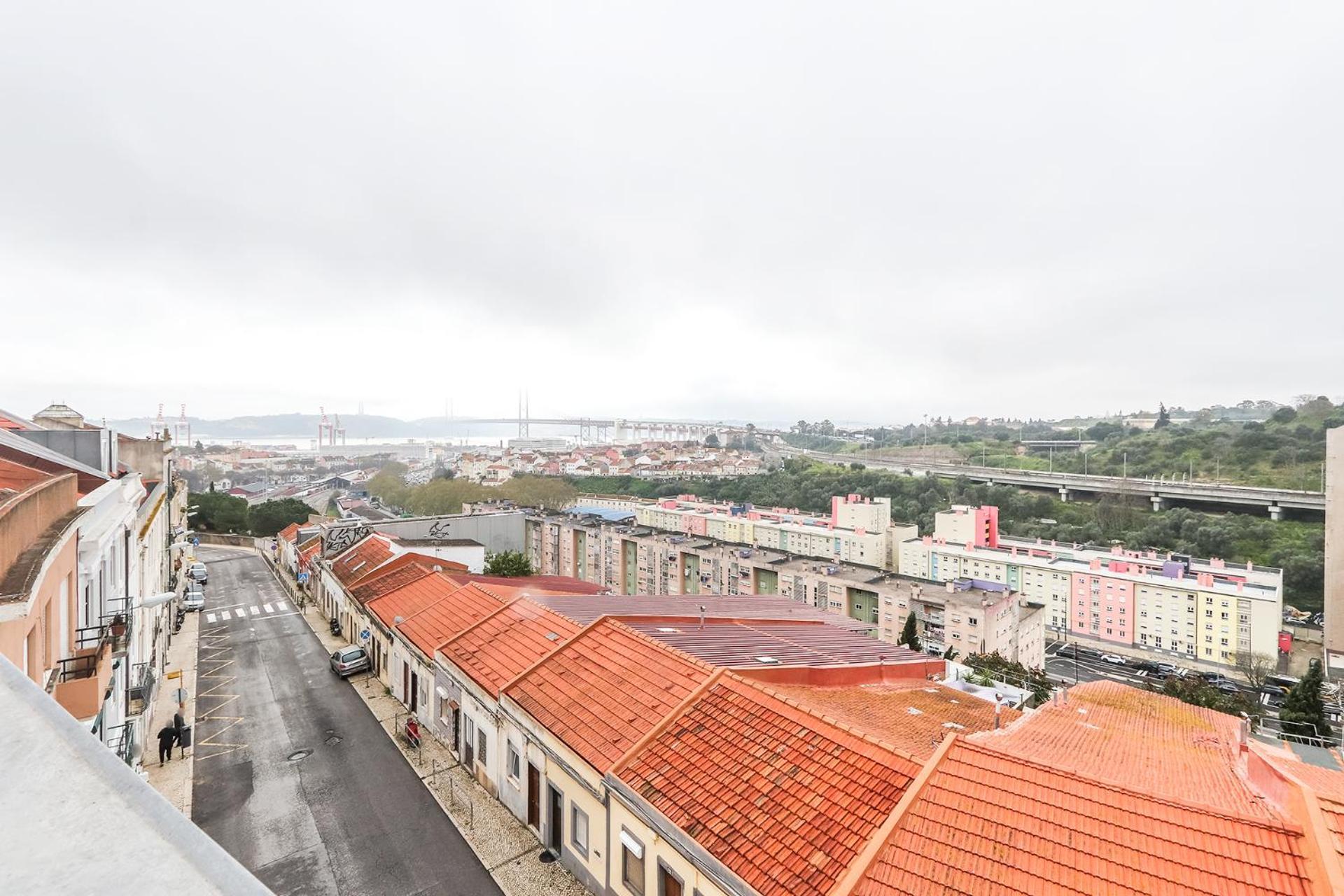 Vita Portucale ! Mp88 Building Lisbon Bagian luar foto