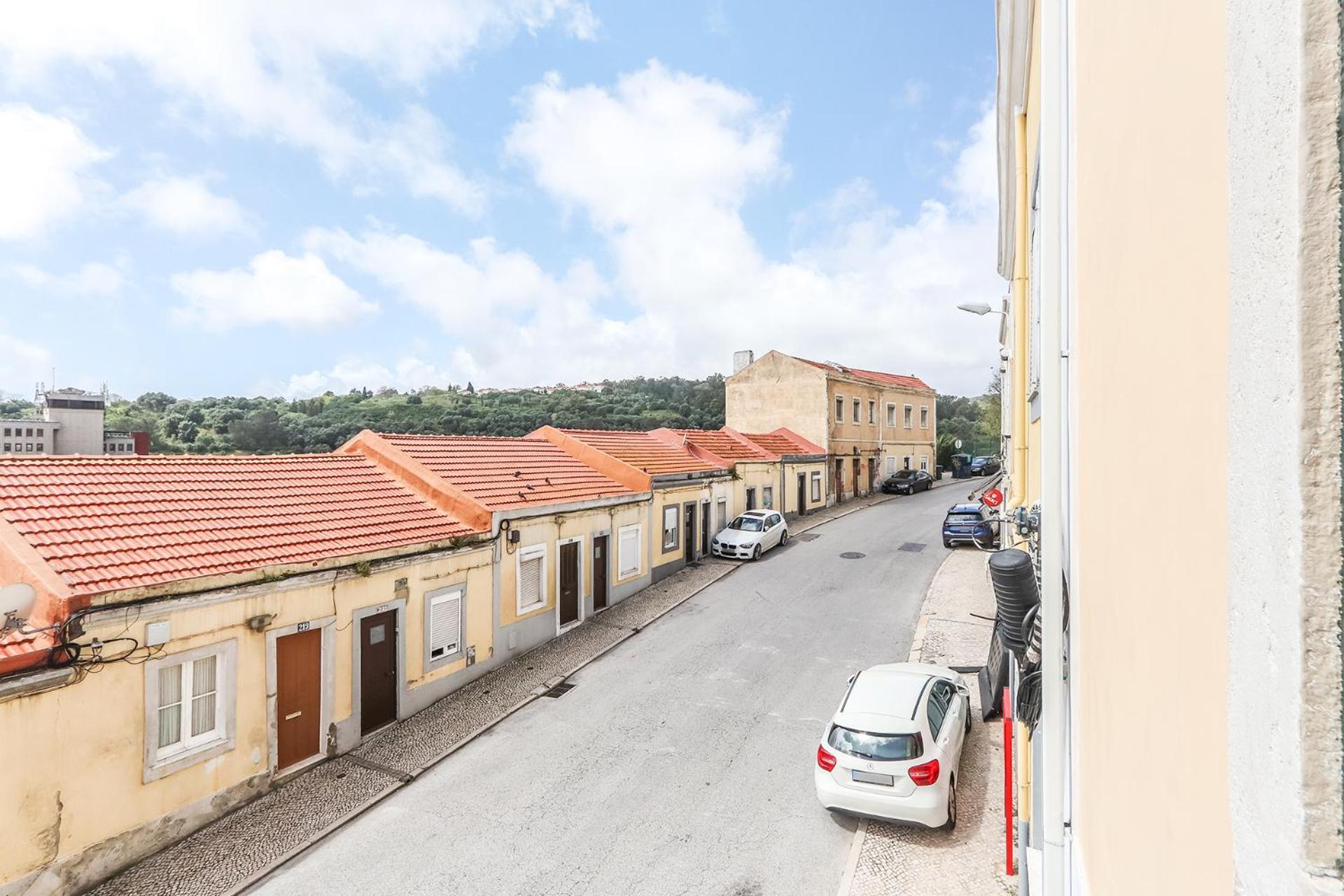 Vita Portucale ! Mp88 Building Lisbon Bagian luar foto